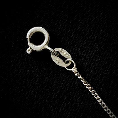 Cadena Personalizada con Dije Inicial y Grabado Atrás.