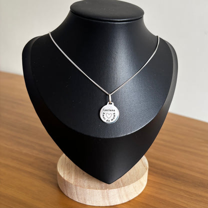 Cadena Personalizada con Dije Inicial y Grabado Atrás.
