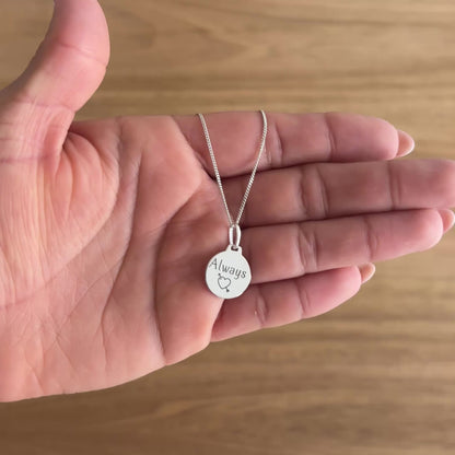 Cadena Personalizada con Dije Inicial y Grabado Atrás.